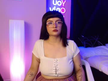 Akeno_Desire Chaturbate stream image from April 21, 2026