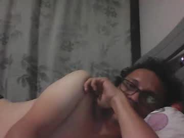 Andresfloga Chaturbate stream image from April 21, 2026