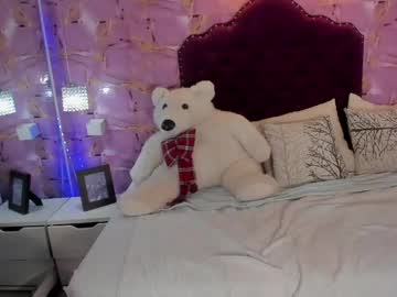 Luna_Bloomm_ Chaturbate stream image from April 21, 2026