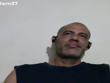 Retlam37 Chaturbate stream image from April 21, 2026