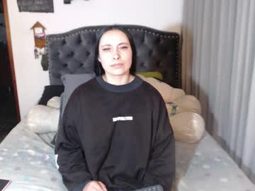 Salomefox2 Chaturbate stream image from April 21, 2026