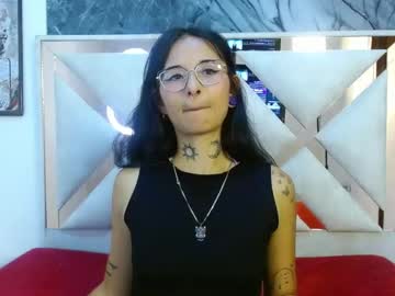 Sophiesmithcs Chaturbate stream image from April 21, 2026