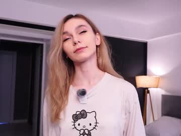Carmentilley Chaturbate stream image from April 21, 2026