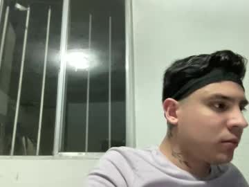 Garypinepineapple Chaturbate stream image from April 21, 2026