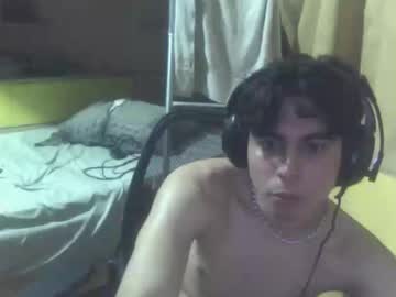 Fitboyvzla2 Chaturbate stream image from April 21, 2026