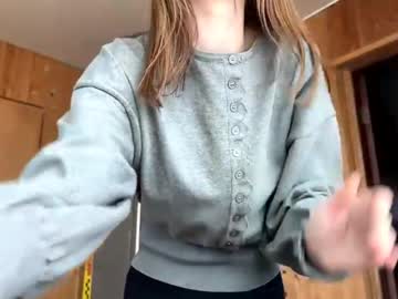 Ellyspoerer Chaturbate stream image from April 21, 2026