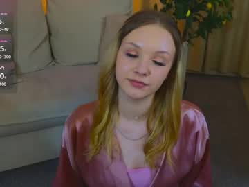Staceyyjones Chaturbate stream image from April 21, 2026