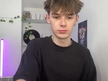 Yoursweetyguy Chaturbate stream image from April 21, 2026