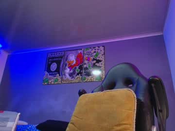 Camiloalvarezzz3 Chaturbate stream image from April 21, 2026