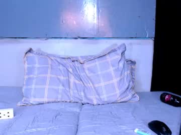 Thalia_Venture Chaturbate stream image from April 21, 2026