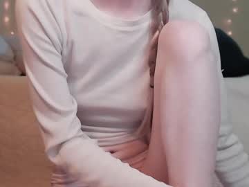Evie_Always Chaturbate stream image from April 21, 2026