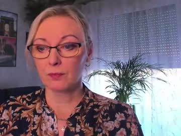 Xvanessalove Chaturbate stream image from April 21, 2026