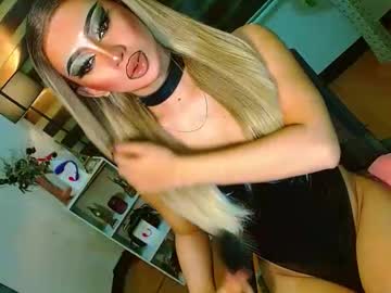 Yasii19 Chaturbate stream image from April 21, 2026