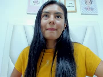 Atilana_Diaz Chaturbate stream image from April 21, 2026