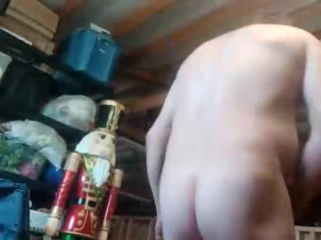 Bradgallardo4 Chaturbate stream image from April 21, 2026