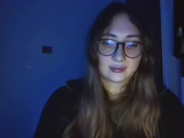 Greta_Shine Chaturbate stream image from April 21, 2026