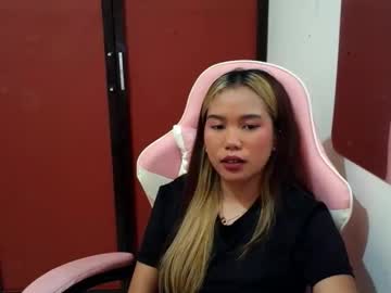 Ivory_Whore Chaturbate stream image from April 21, 2026