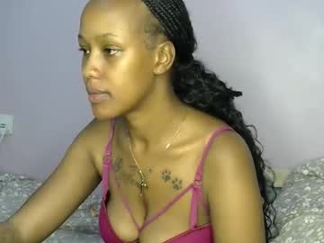 Prettyley Chaturbate stream image from April 21, 2026