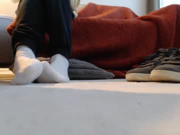 Shywhitesocks Chaturbate stream image from April 21, 2026