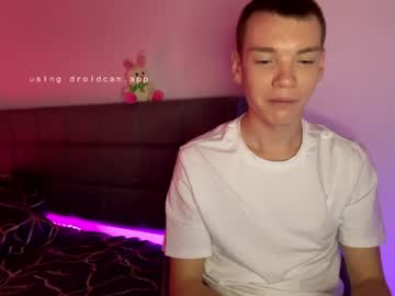 Aaron_Stonee Chaturbate stream image from April 21, 2026