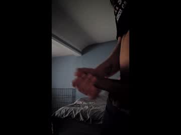 Cowmonster32 Chaturbate stream image from April 21, 2026