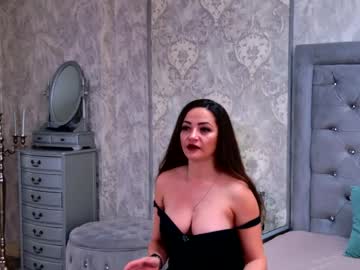 Donna_Klein Chaturbate stream image from April 21, 2026