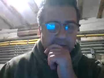 Hangover4848 Chaturbate stream image from April 21, 2026