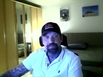 Konstantin8115 Chaturbate stream image from April 21, 2026