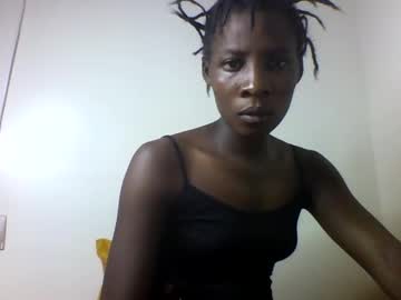 Raylucia Chaturbate stream image from April 21, 2026