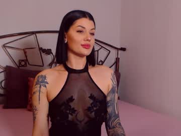 Yvonneeverlee Chaturbate stream image from April 21, 2026