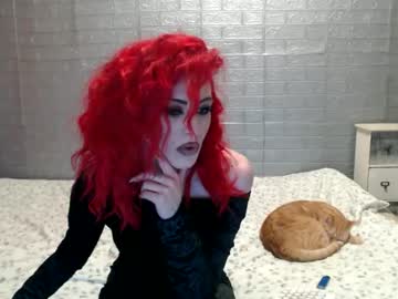 Emmily000 Chaturbate stream image from April 21, 2026