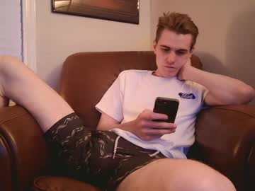 Finnabun33 Chaturbate stream image from April 22, 2026