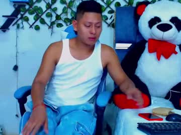 Gurxxxt Chaturbate stream image from April 22, 2026