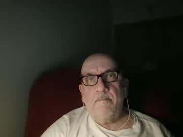Needlesslove Chaturbate stream image from April 22, 2026