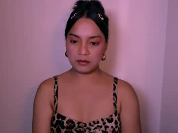 Spicyhotchicks Chaturbate stream image from April 22, 2026