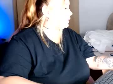 Angiegranados1 Chaturbate stream image from April 22, 2026