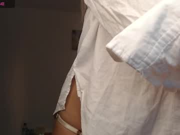 Mariana_Es Chaturbate stream image from April 22, 2026