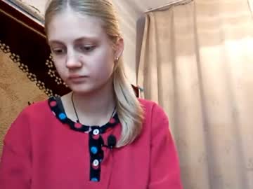 Carissaalderson Chaturbate stream image from April 22, 2026