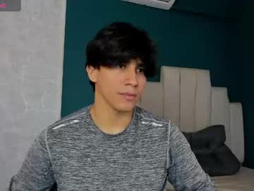 Allexcano Chaturbate stream image from April 22, 2026