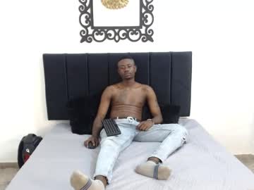 Mateo_Derek Chaturbate stream image from April 22, 2026