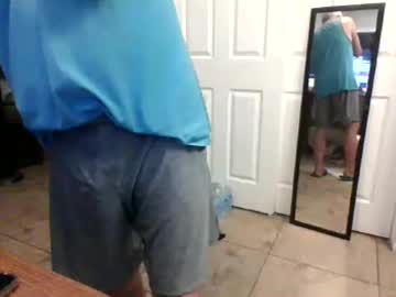Lilpackage69 Chaturbate stream image from April 22, 2026