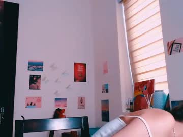 Riri_Rich Chaturbate stream image from April 22, 2026