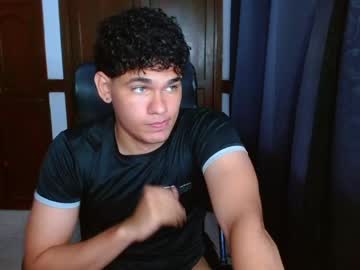 Zyrosxk Chaturbate stream image from April 22, 2026