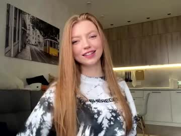 Joyegeesey Chaturbate stream image from April 22, 2026
