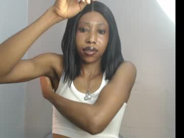 Chocochocox Chaturbate stream image from April 22, 2026