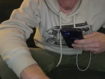 Greggrr Chaturbate stream image from April 22, 2026
