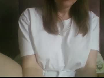 _Sladkiegubki_ Chaturbate stream image from April 22, 2026