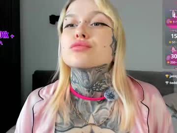 Max69alexa Chaturbate stream image from April 22, 2026