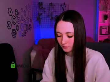 Bella_Dorn Chaturbate stream image from April 22, 2026