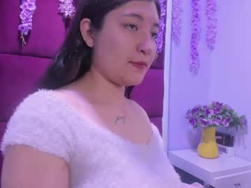 Bellaxxx_69 Chaturbate stream image from April 22, 2026